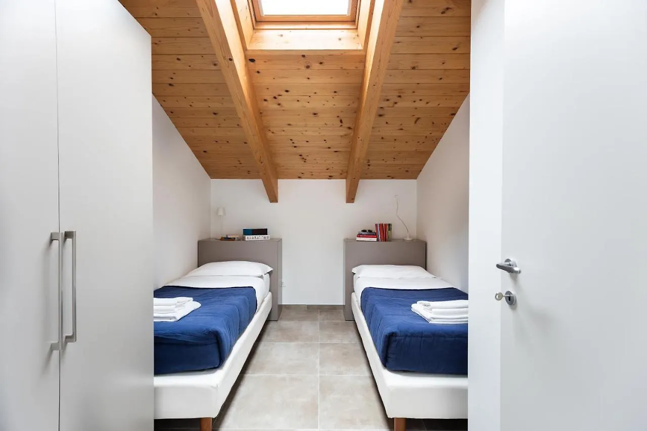 Dreams Hotel Residenza Pianell 10 Milan 2*,  Italy
